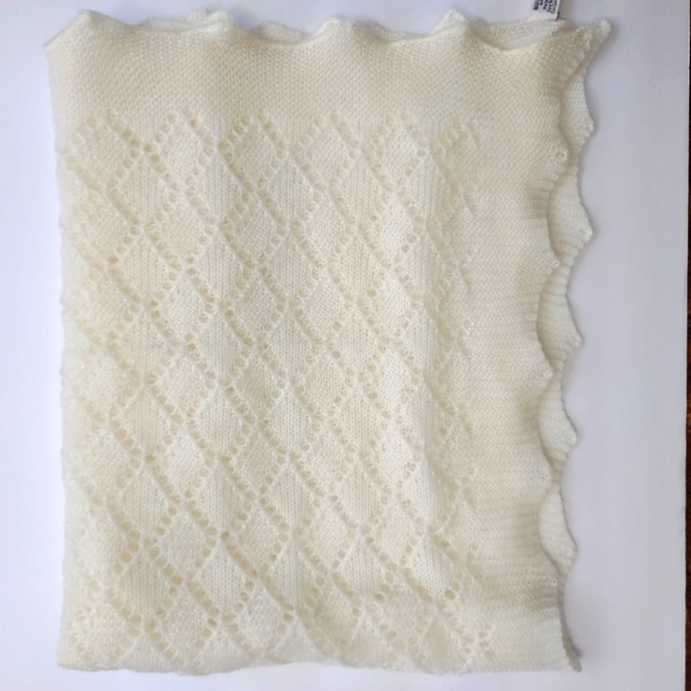 Sally Gee square lace scarf WLP11421